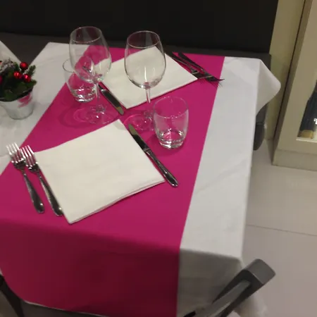 Otel Moderno - Adults Only