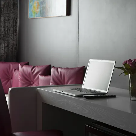 Moderno - Adults Only 4*