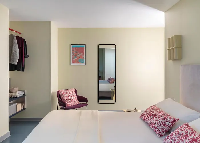 Moderno - Adults Only 로마