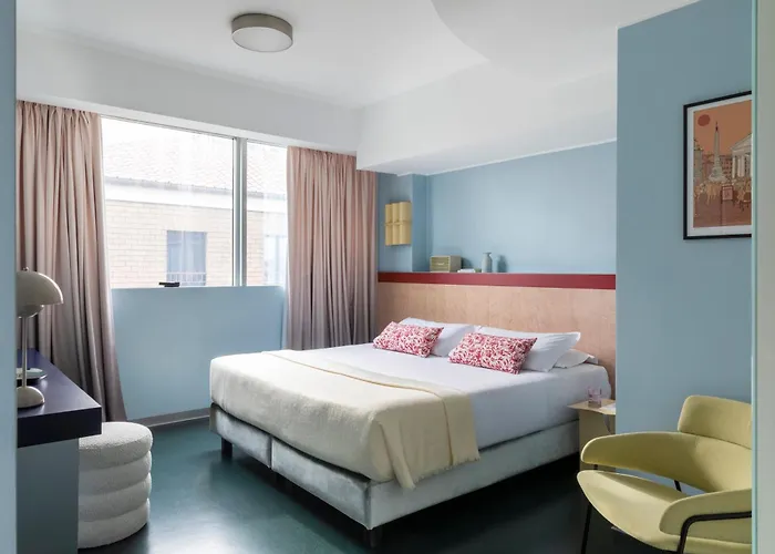 Moderno - Adults Only