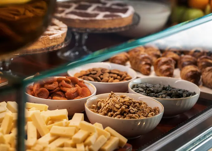 Moderno - Adults Only